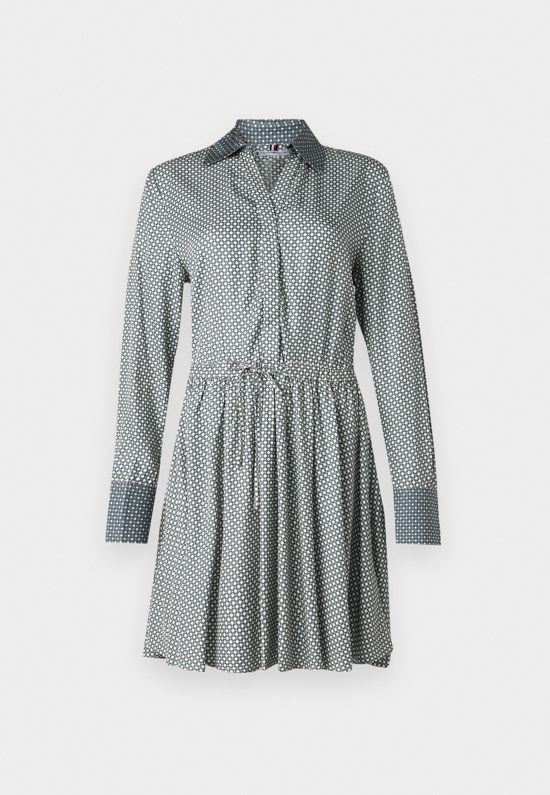 FLUID BELTED SHORT DRESS Media 1