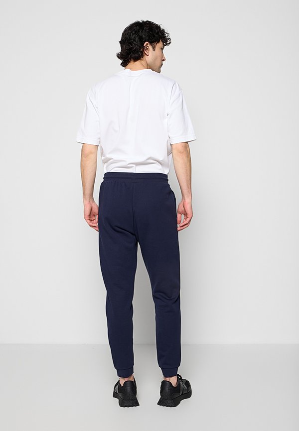 EA7 Emporio Armani