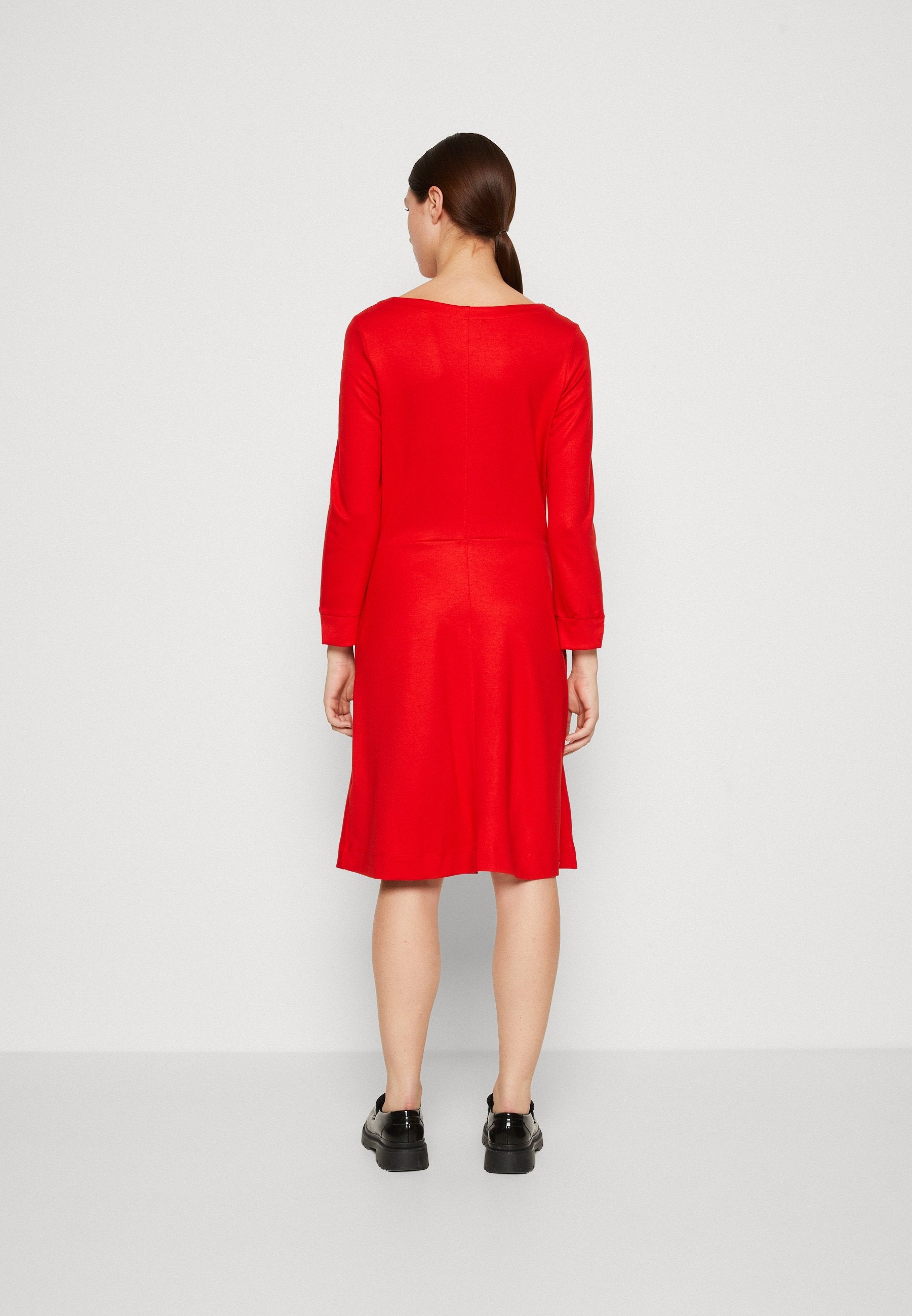 PUNTI DRESS Media 4