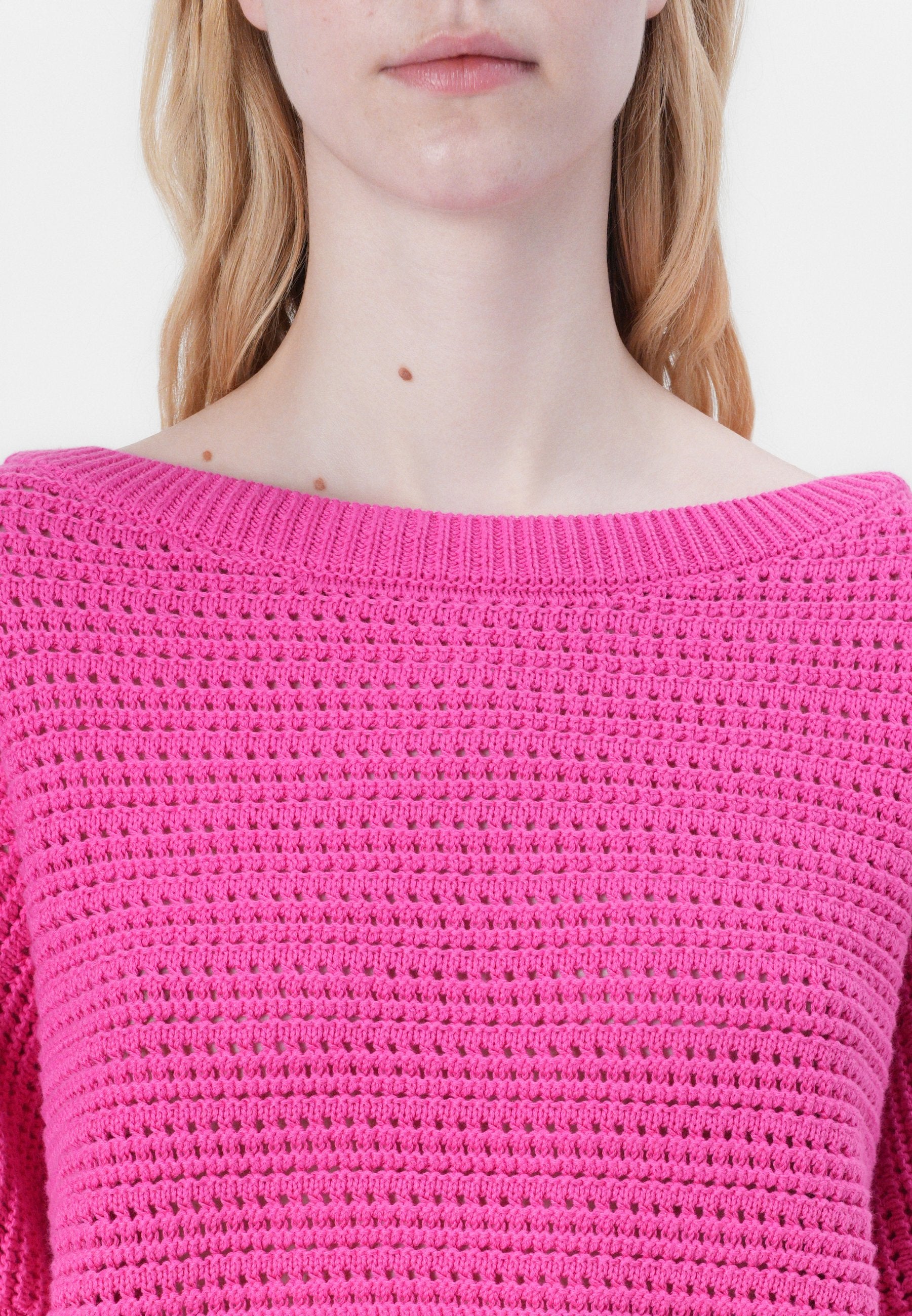 GAP OVERSIZED