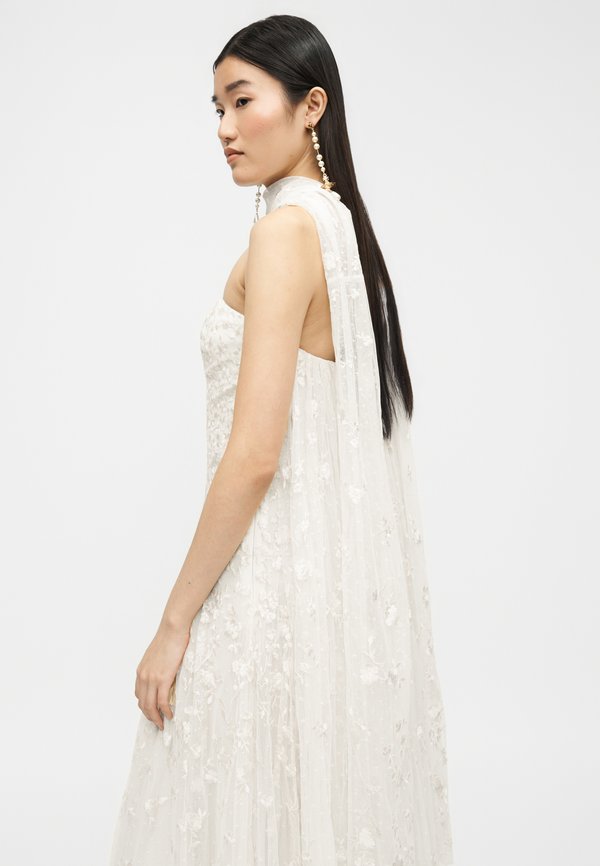 Needle & Thread LEA DITSY STRAPLESS CAPE GOWN