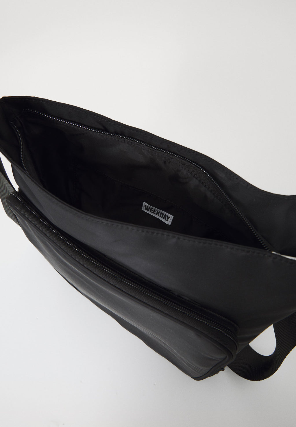 Weekday CROSSBODY BAG
