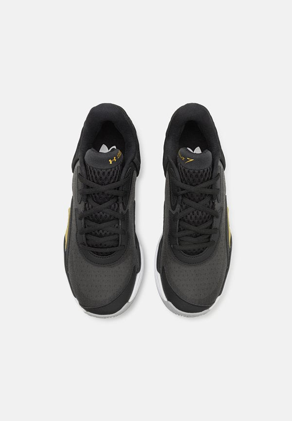 Under Armour SPAWN