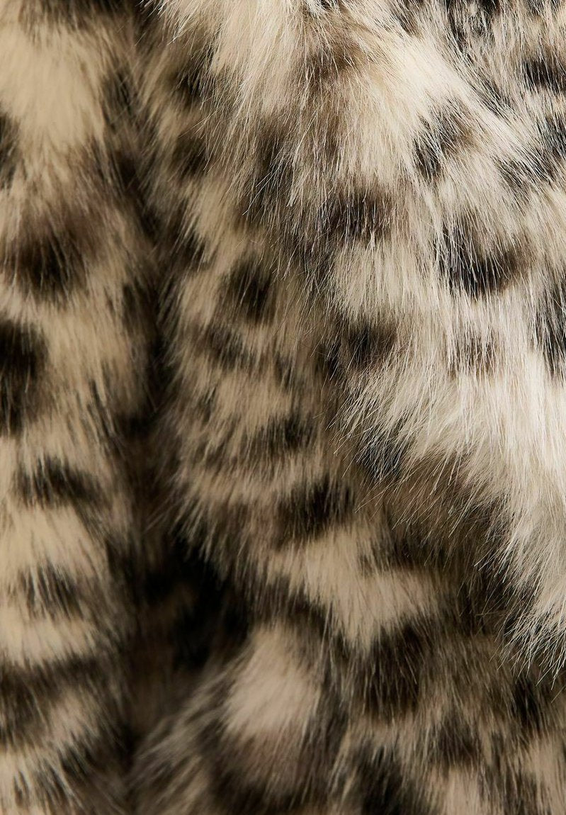 New Look ANIMAL PRINT CROPPED
