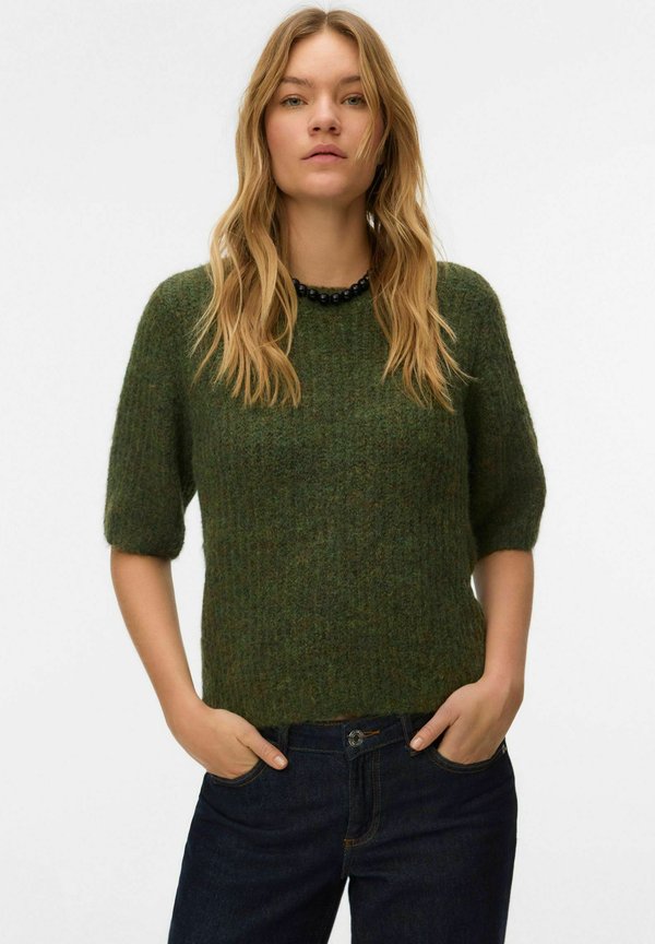 Vero Moda Knitted VMAWSOME Knitted - Basic T-shirt - pesto