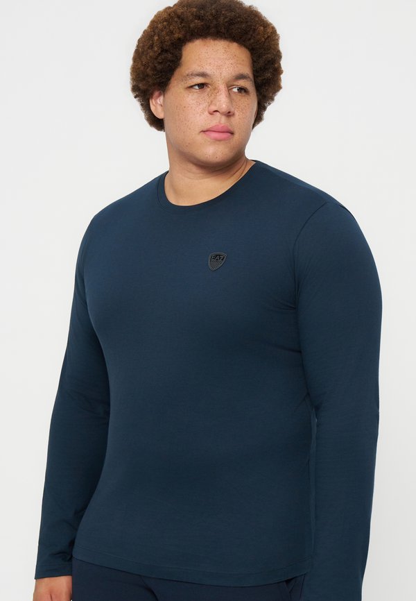 EA7 Emporio Armani