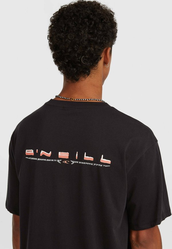 O'Neill  RETRO BACK