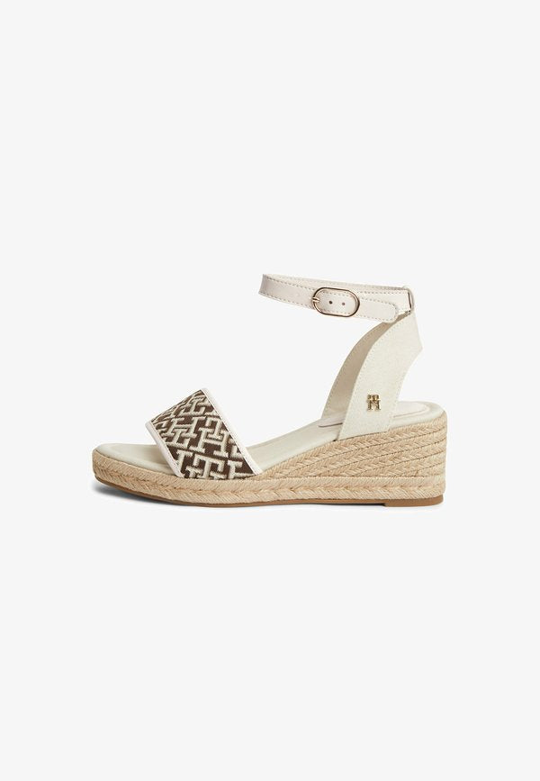 Tommy Hilfiger High heeled sandals - rich walnut