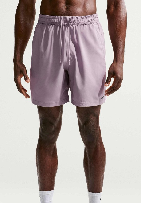 Nike Performance FORM SHORT - Sports shorts - light violet ore black
