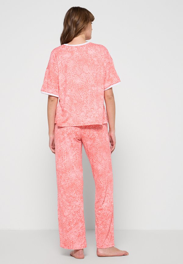 DKNY Loungewear