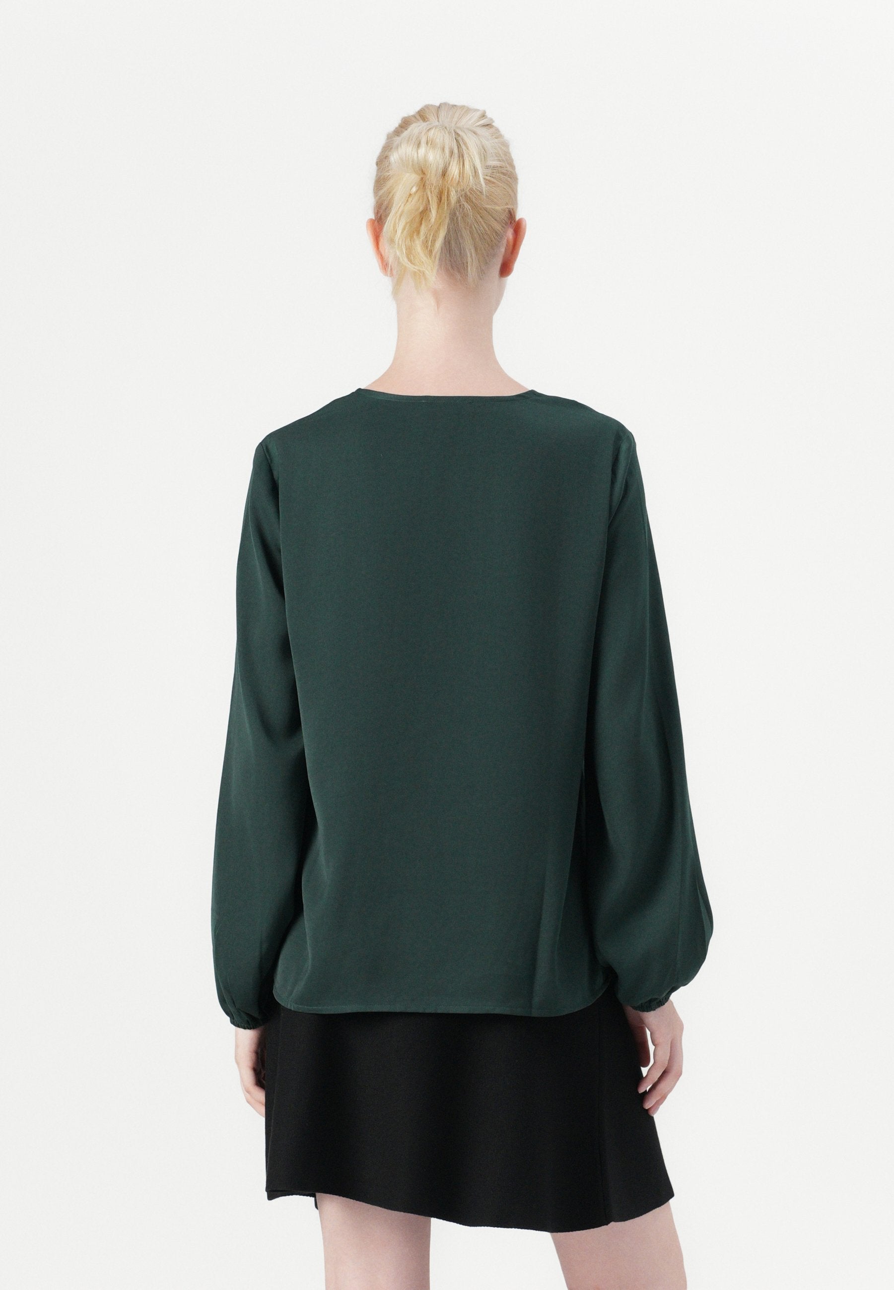 ONLY ONLLUCY LIFE V NECK
