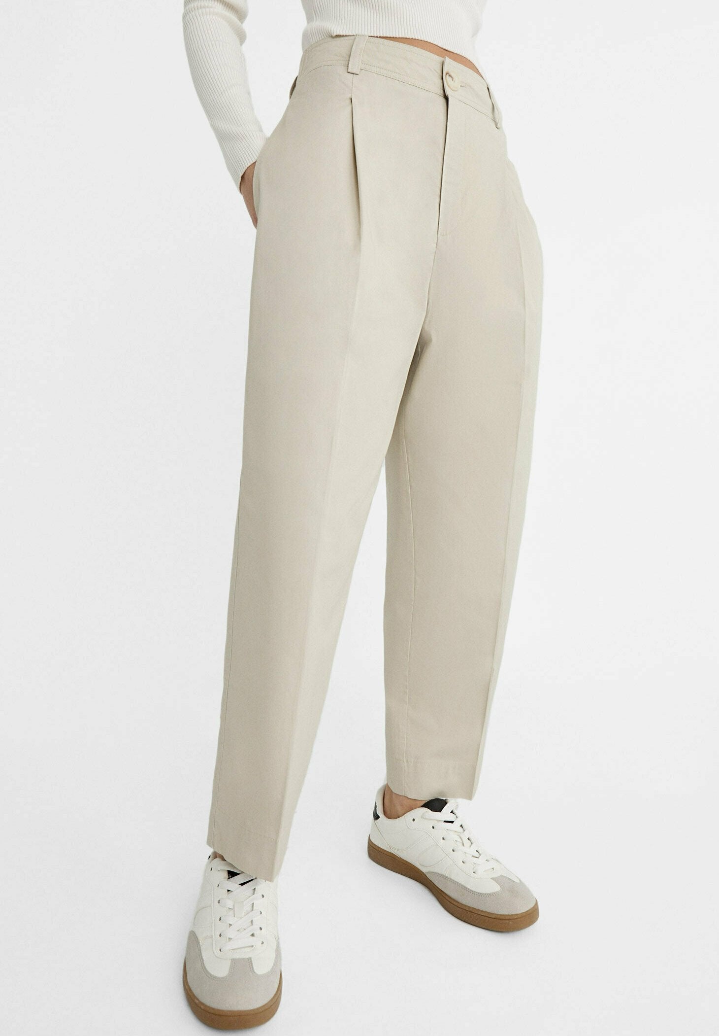 Stradivarius CARROT FIT WITH DARTS DETAIL
