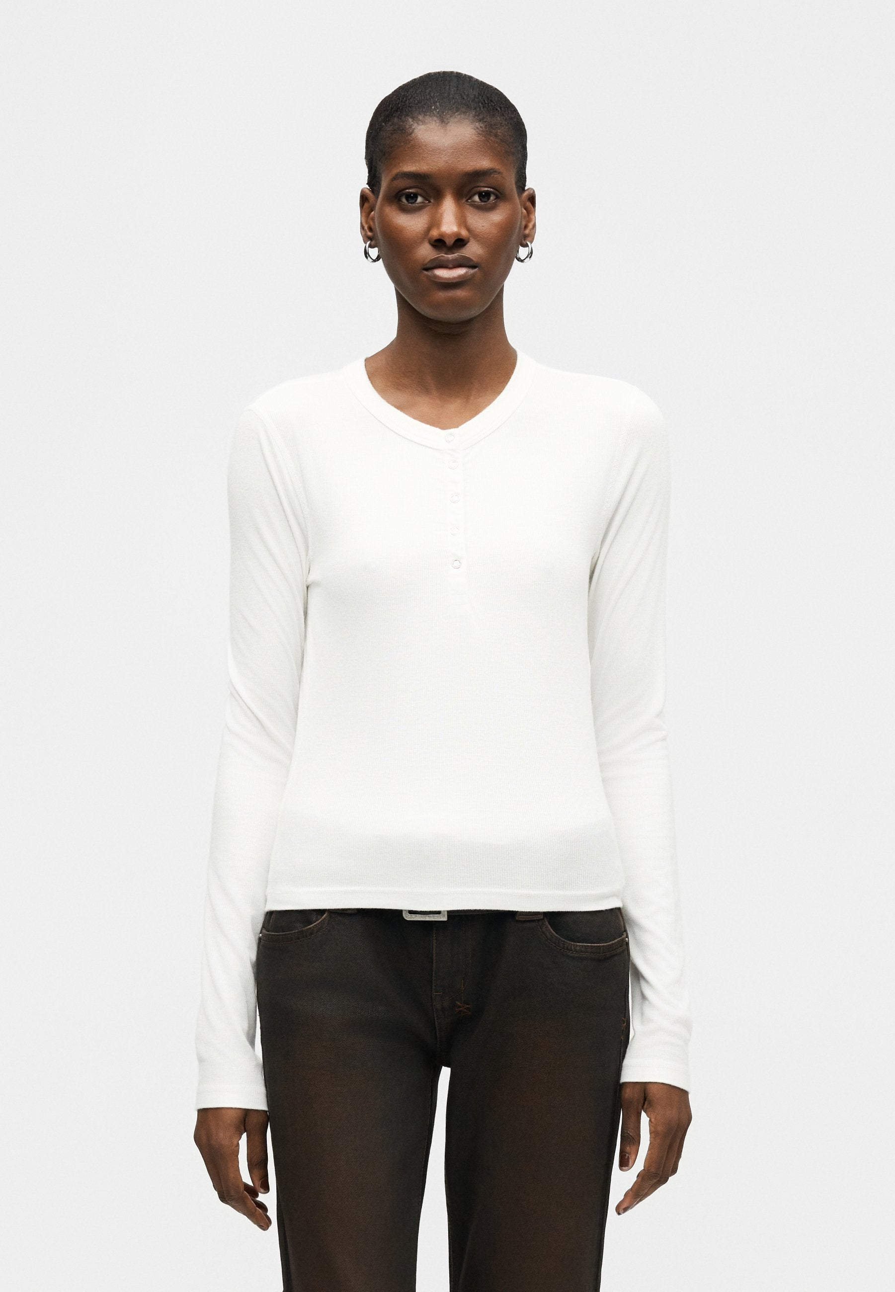 RE/DONE LONG SLEEVE RIBBED HENLEY