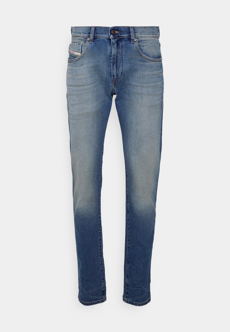 Blaue Denim-Jeans mit geradem Schnitt, Fünf-Taschen-Design und ausgewaschenem Look. Mit Knopfverschluss und dezenten Nähten.