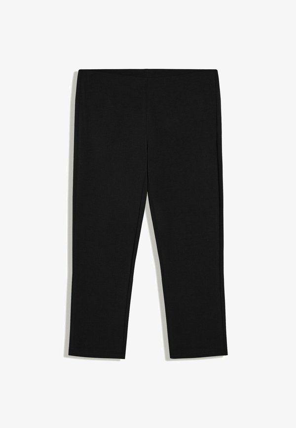 Bershka CAPRI - TROUSERS - Trousers - black