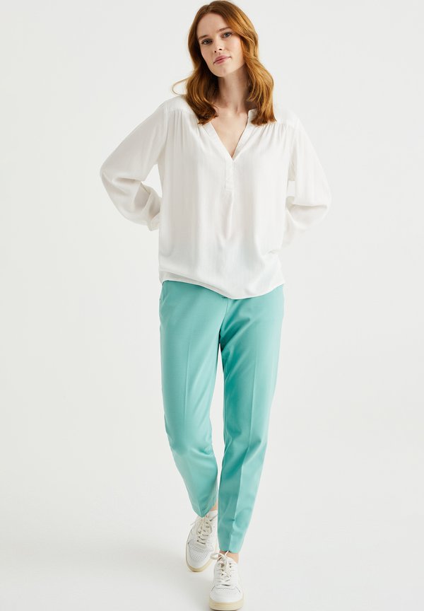WE Fashion WE FASHION DAMES SLIM FIT PANTALON MET STRETCH
