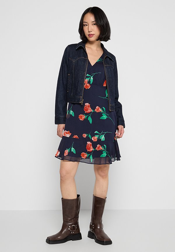 DKNY
