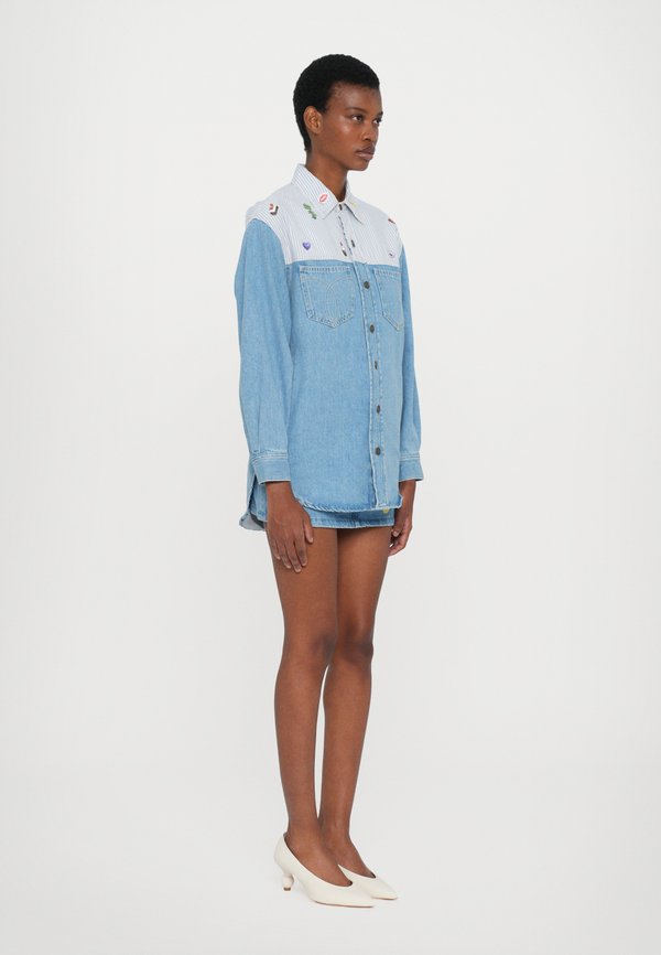 Fiorucci STRIPED CHARM PRINT SHIRT