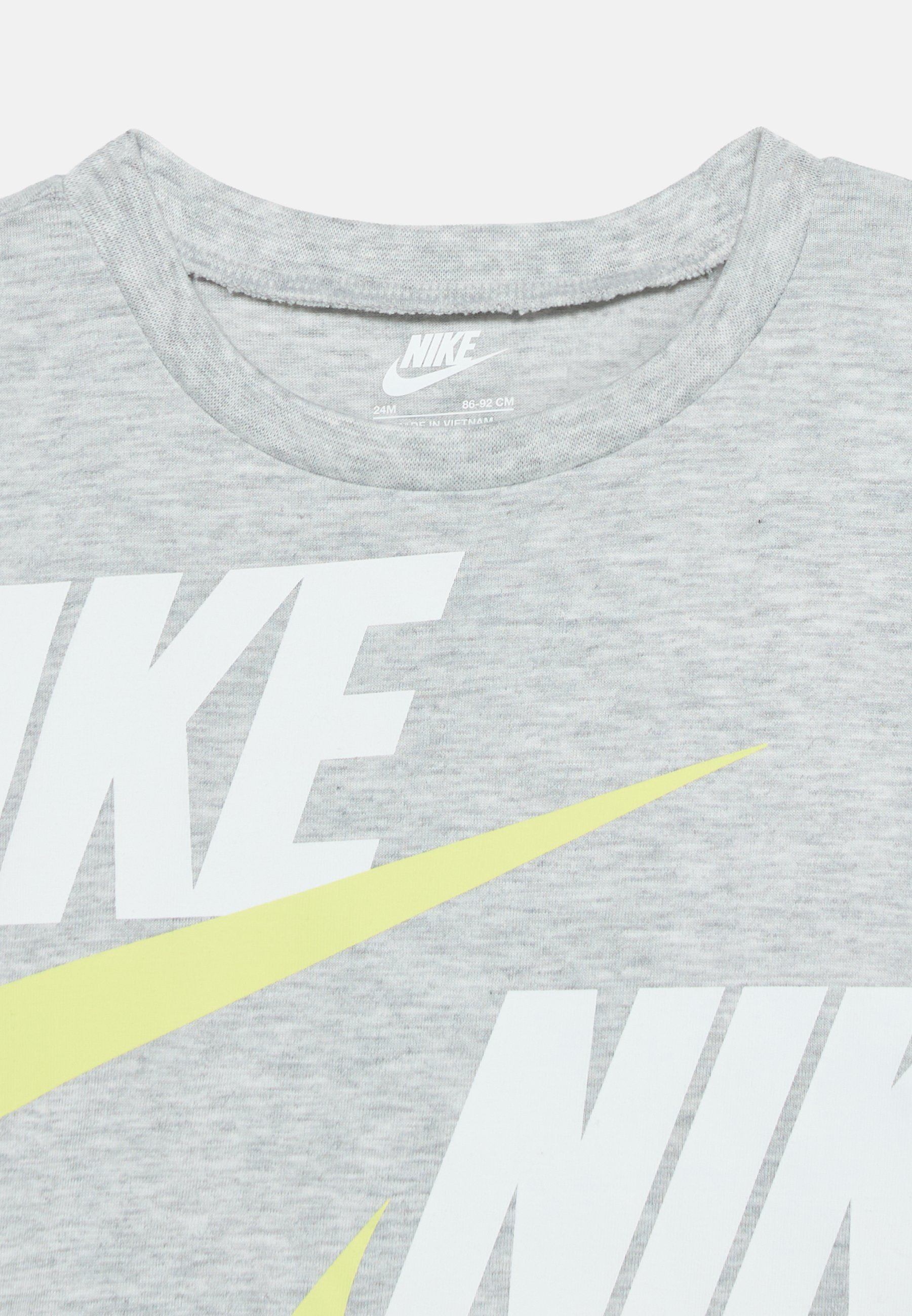 Nike Sportswear SPLIT FUTURA