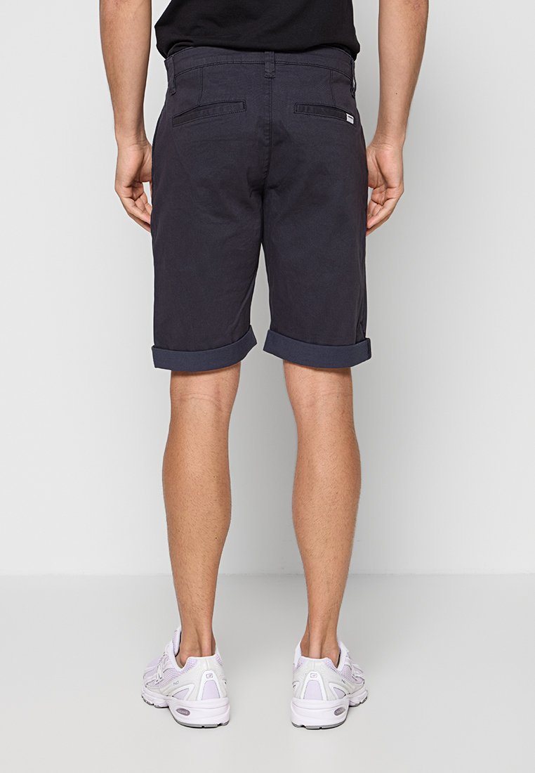 RELAXED FIT Media 3