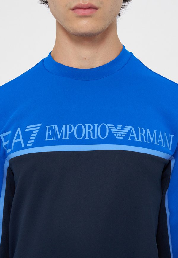 EA7 Emporio Armani