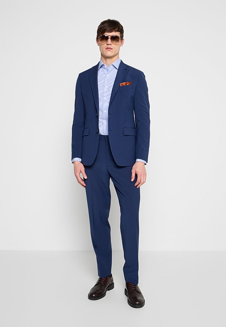 Michael Kors SLIM FIT