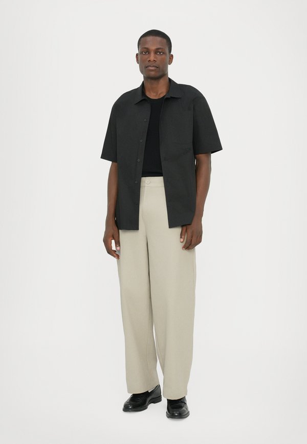 Han Kjøbenhavn SHORT SLEEVE SHIRT