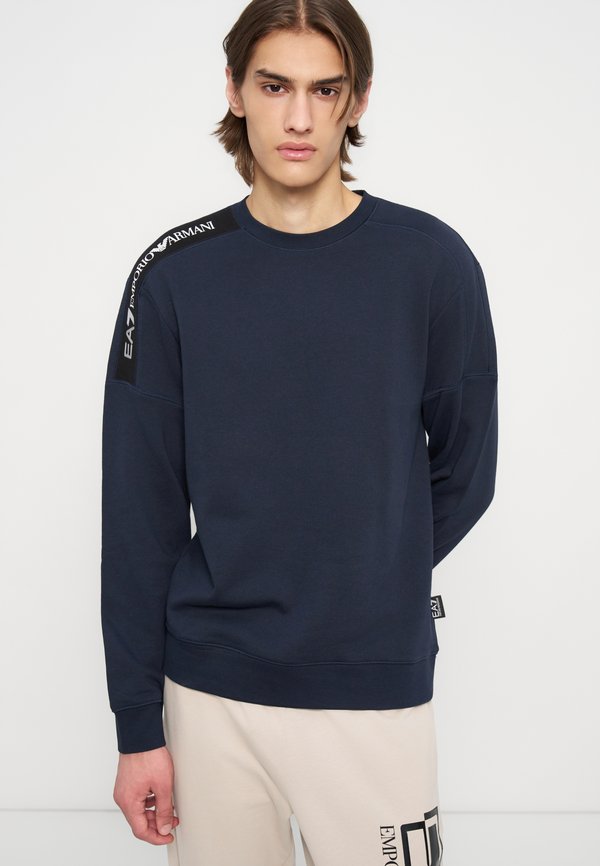 EA7 Emporio Armani