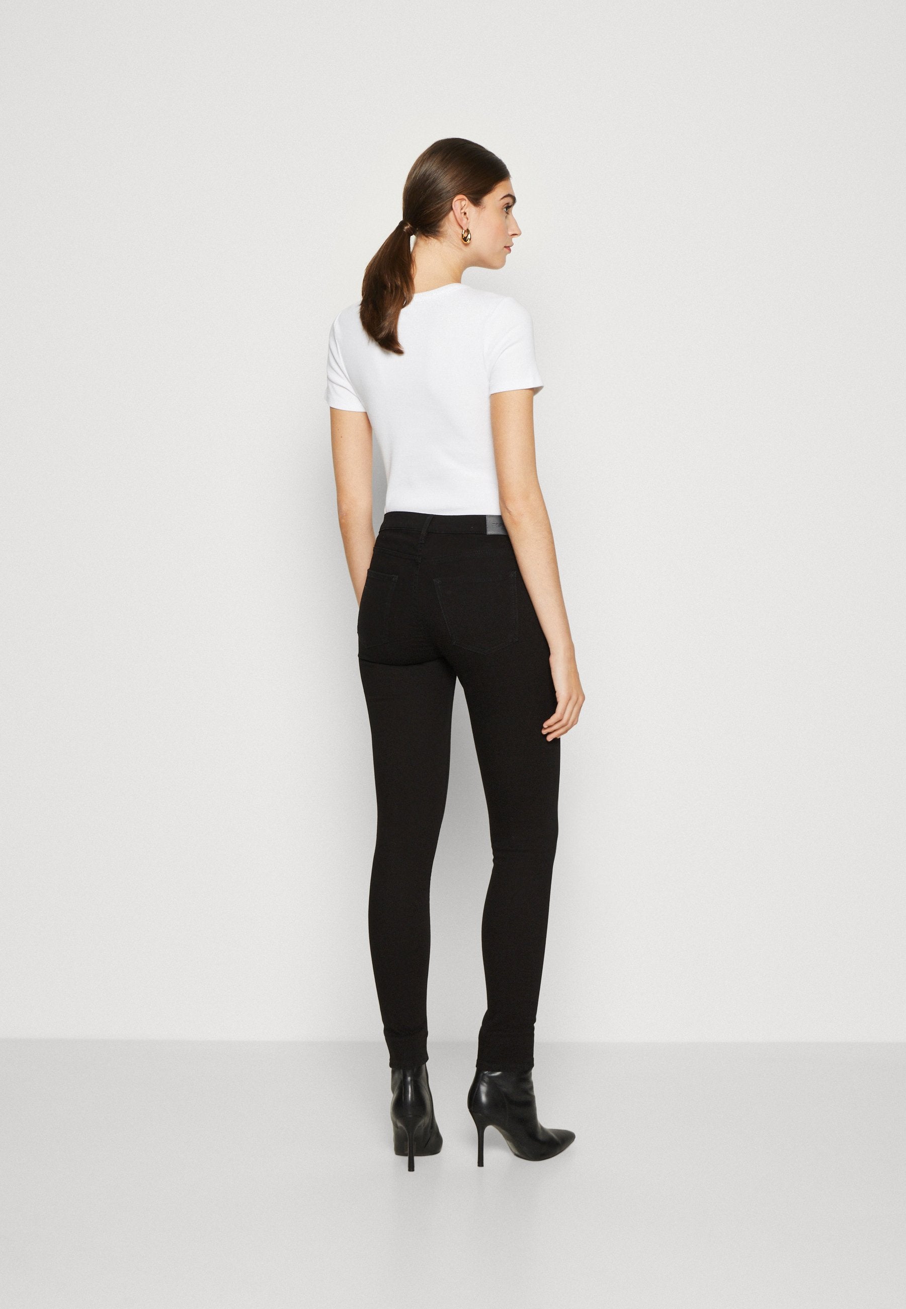 Esprit Jeggings Media 4