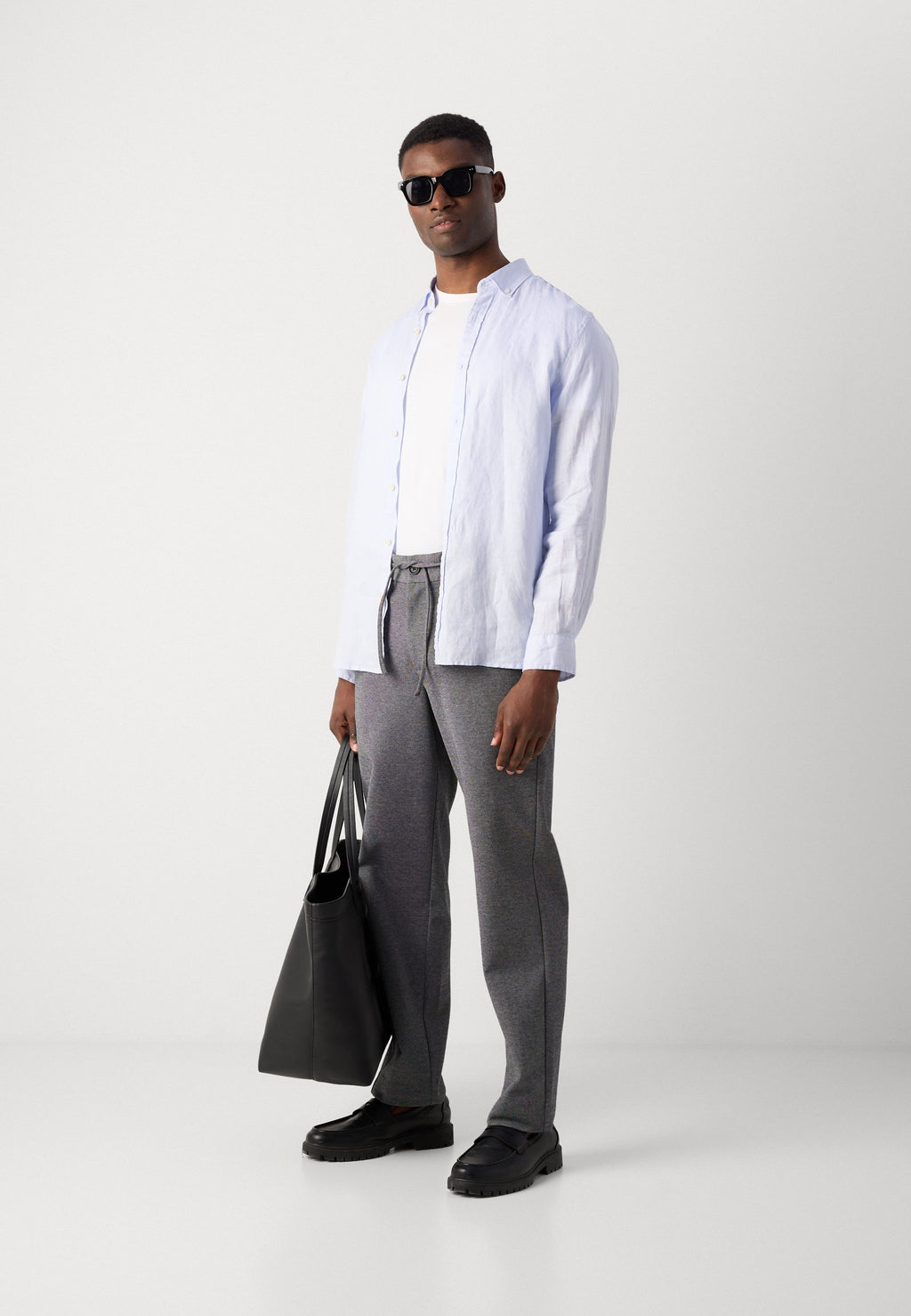 SUPERFLEX RELAXED FIT PANTS Media 6