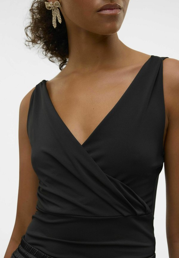 Vero Moda  VMESTA