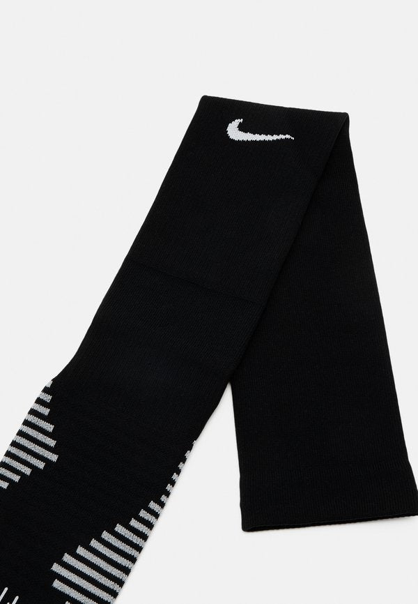 Nike Performance DRI-FIT STRIKE