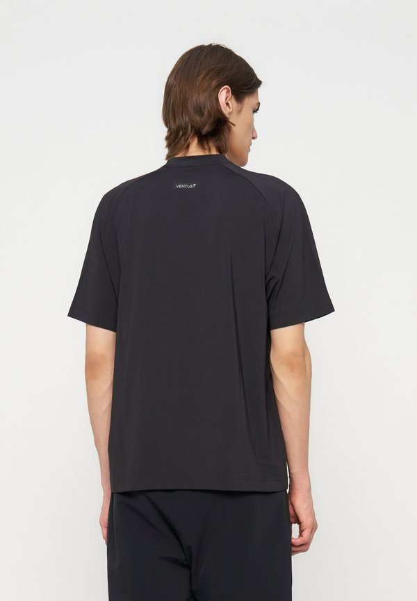 EA7 Emporio Armani