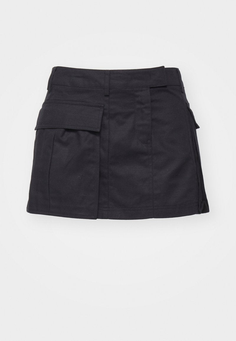 POCKET SKIRT Media 1