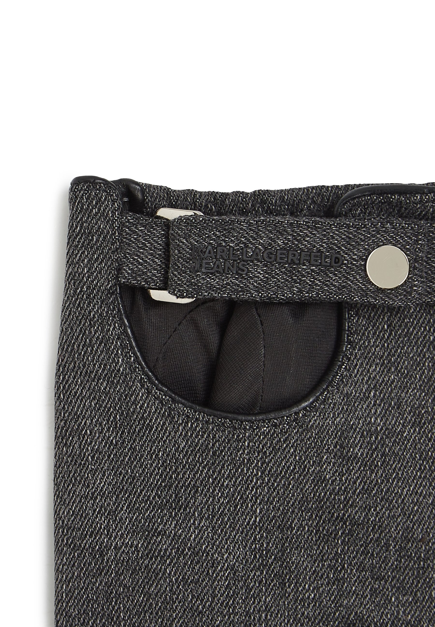 FINGERLESS DENIM Media 3