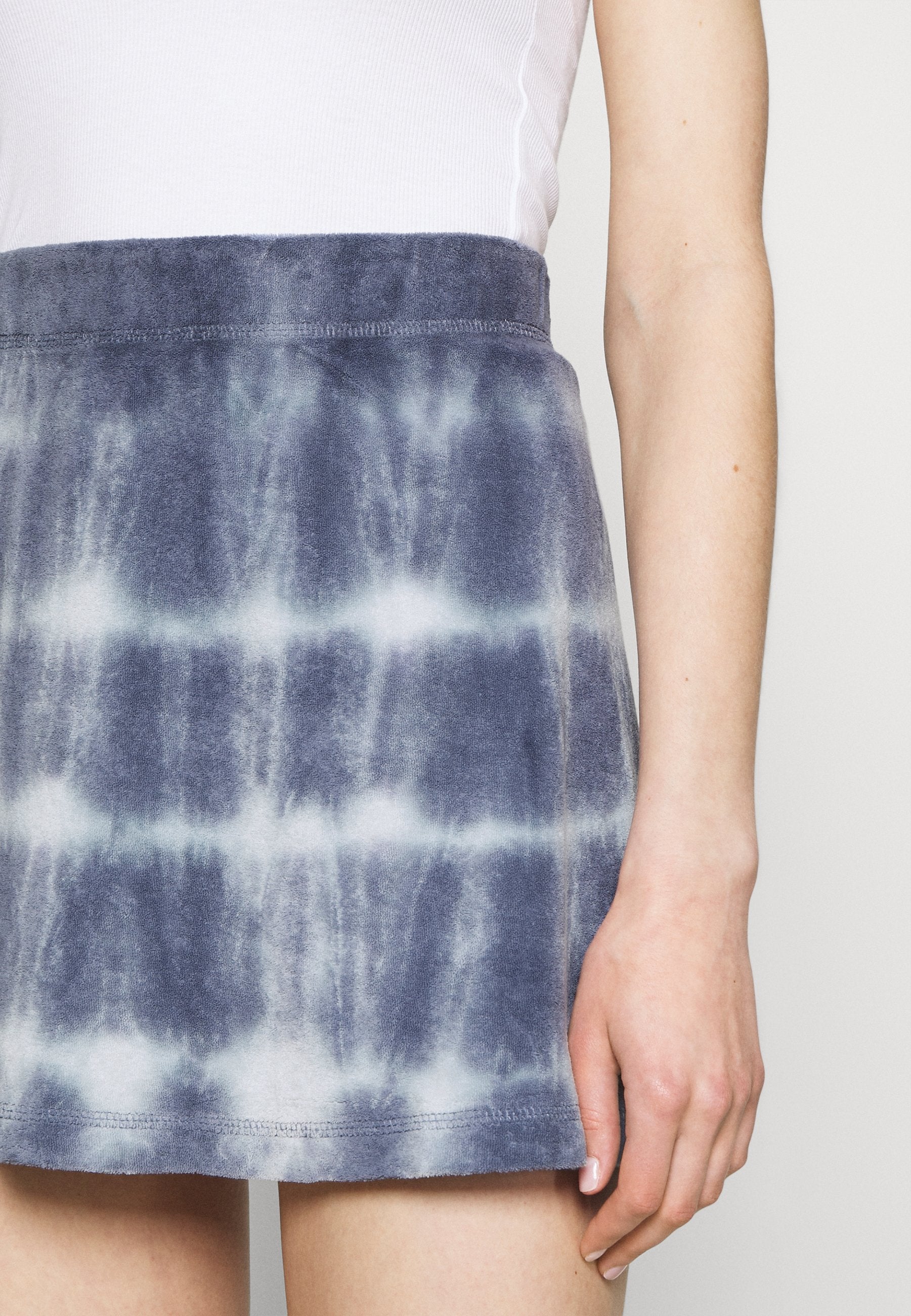 Weekday SHORTY SKIRT