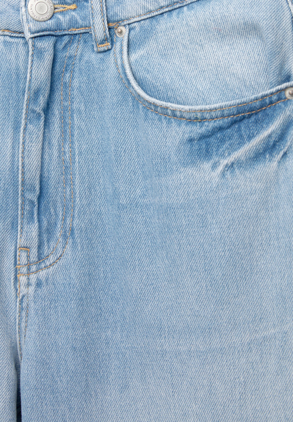 PULL&BEAR TAB DETAIL
