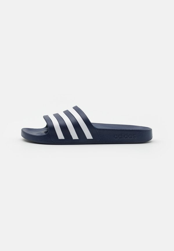 adidas Sportswear ADILETTE AQUA - Pool slides - dark blue/footwear white