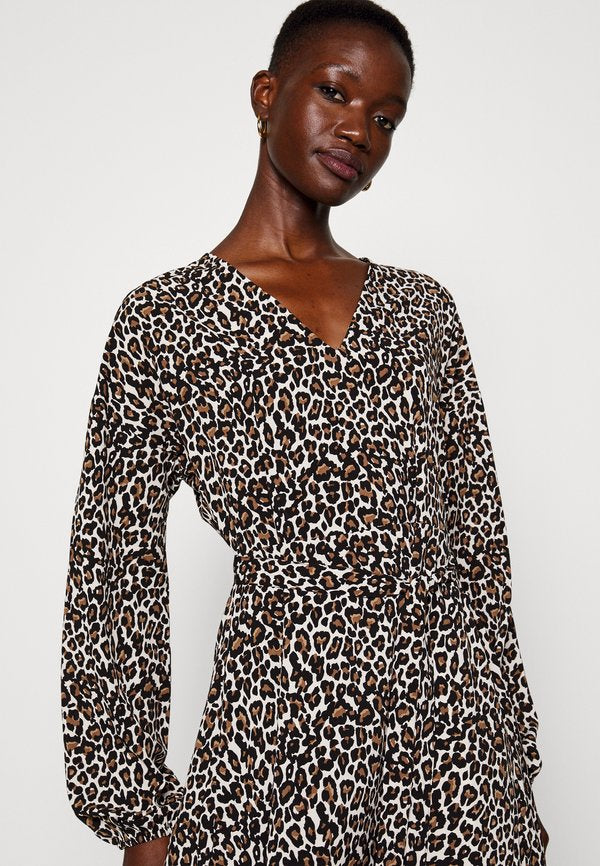 Vero Moda Tall VMNAJA SHORT DRESS