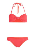 Korallenpinker Bikini-Set mit einem verdrehten Bandeau-Oberteil, das über verstellbare Bindebänder verfügt, und einem tief geschnittenen Unterteil mit kontrastierender Innenausstattung.