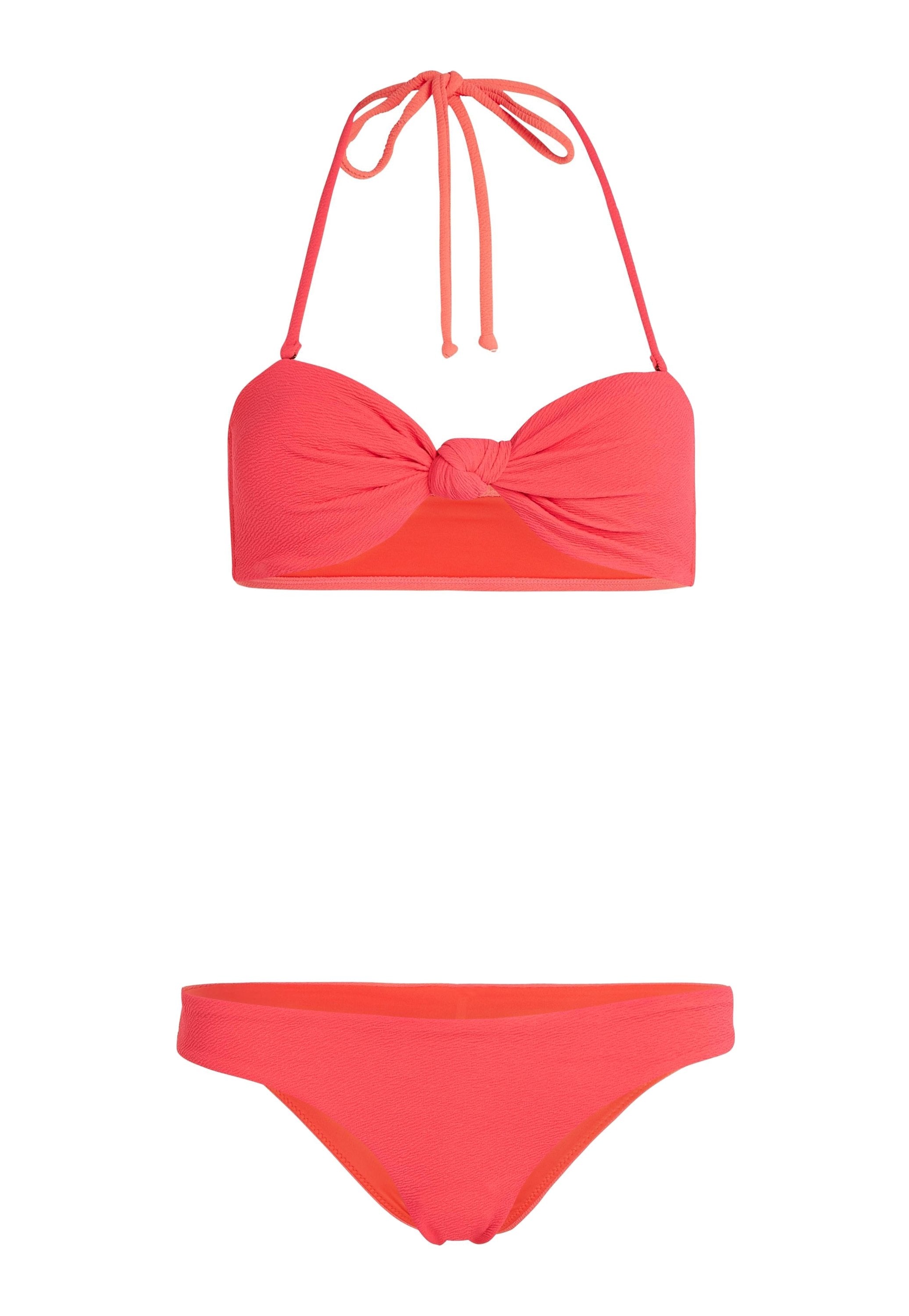 Korallenpinker Bikini-Set mit einem verdrehten Bandeau-Oberteil, das über verstellbare Bindebänder verfügt, und einem tief geschnittenen Unterteil mit kontrastierender Innenausstattung.