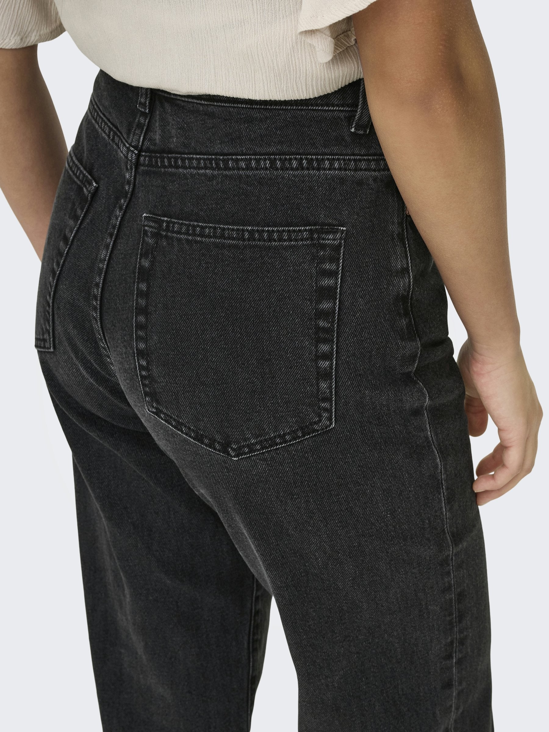 Straight fit ONLSILJE High waist Media 6