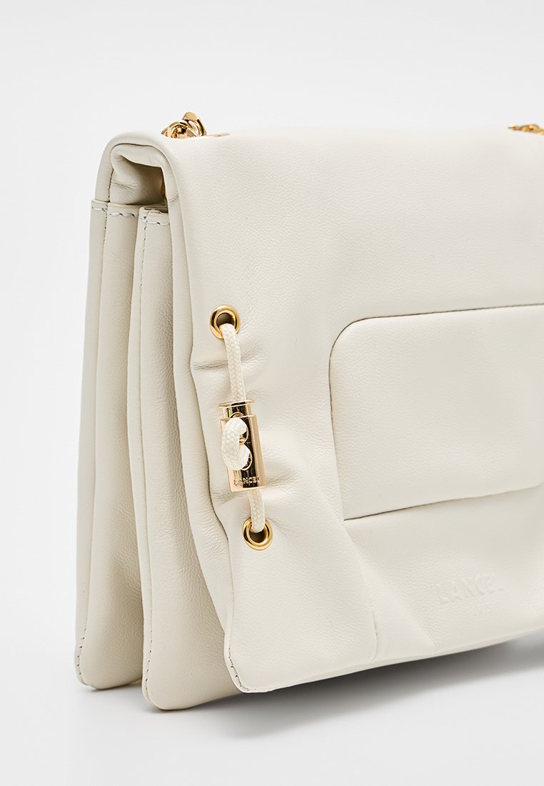 Lancel BILLIE