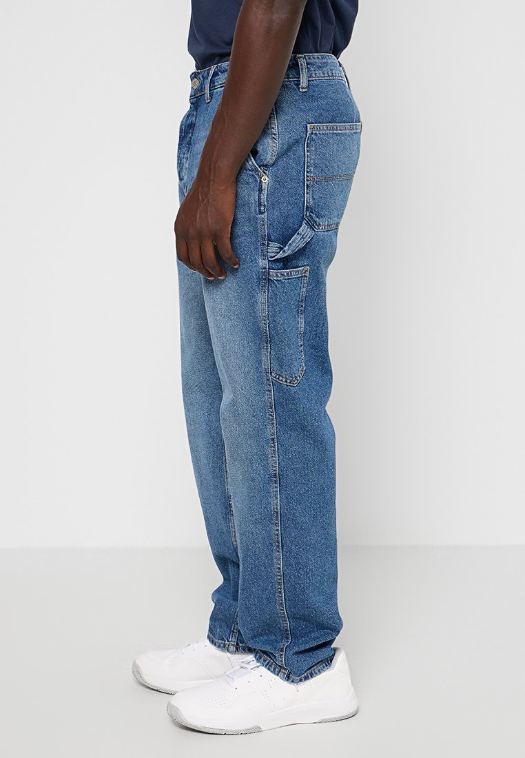 ONSEDGE STRAIGHT FIT Media 2