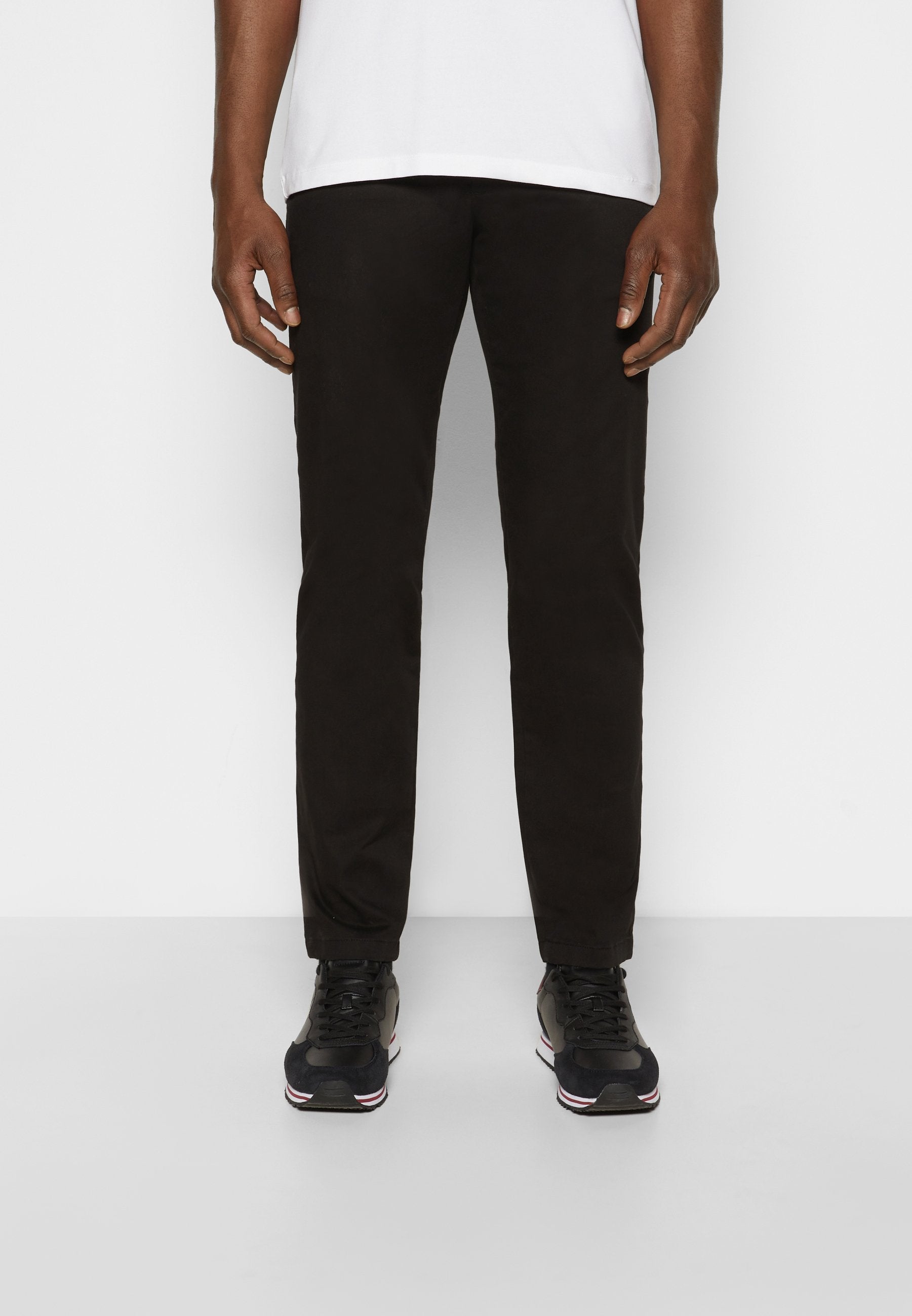 1985 DENTON STRAIGHT LEG CHINOS Media 4