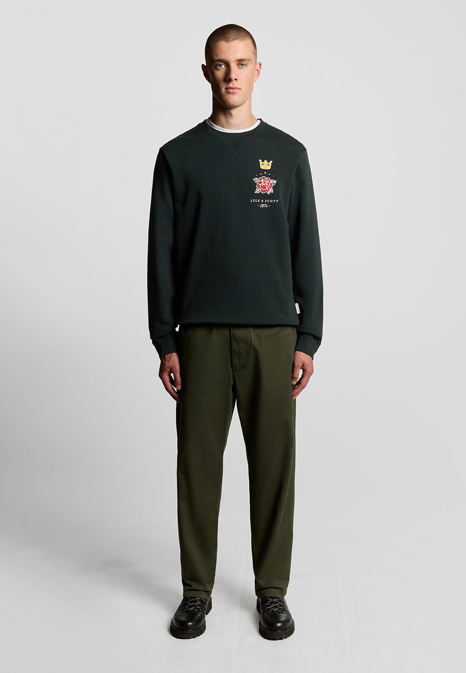Lyle & Scott MID LAYERS ROSE AND CROWN GRAPHIC CREW NECK