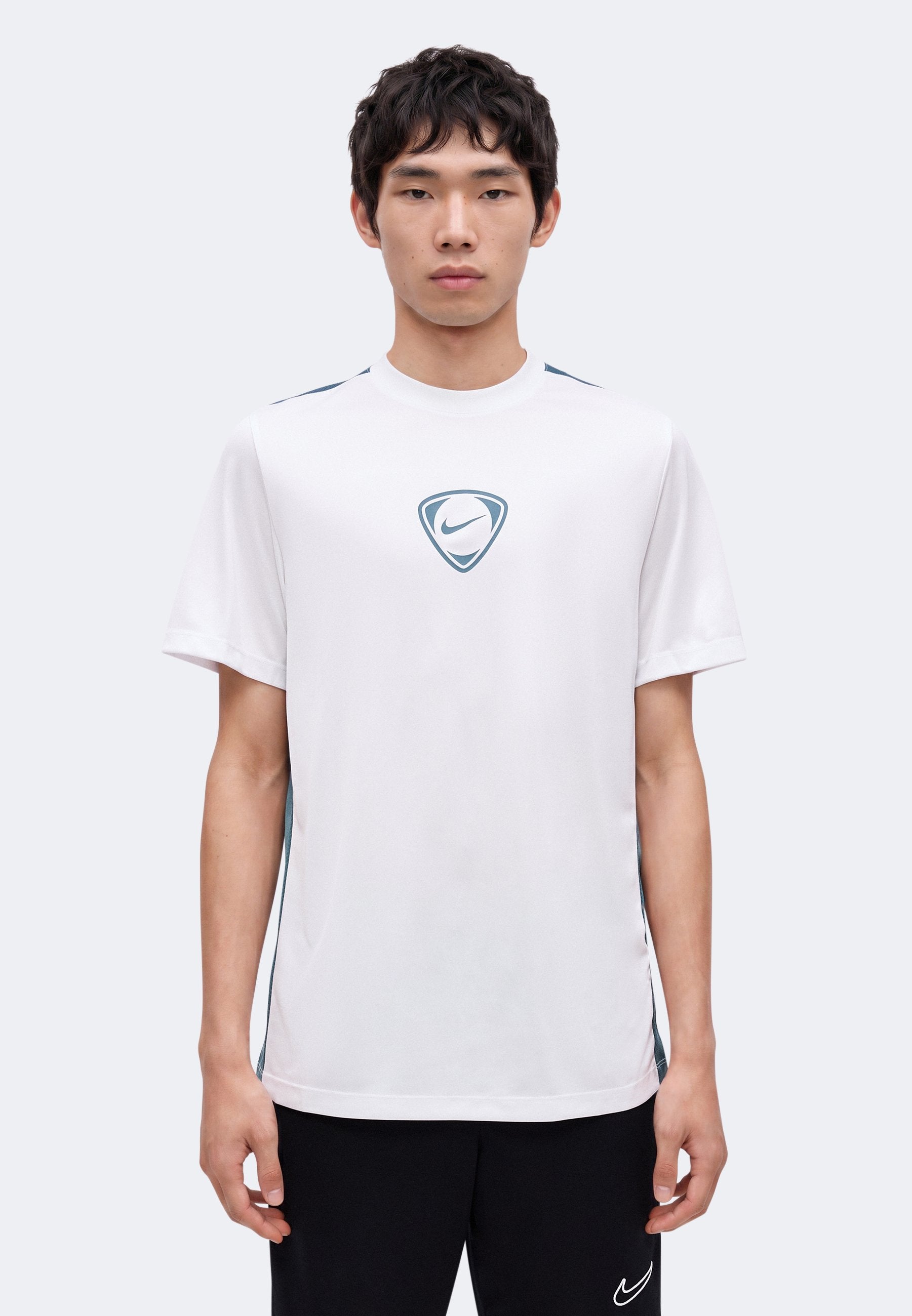 Nike Performance