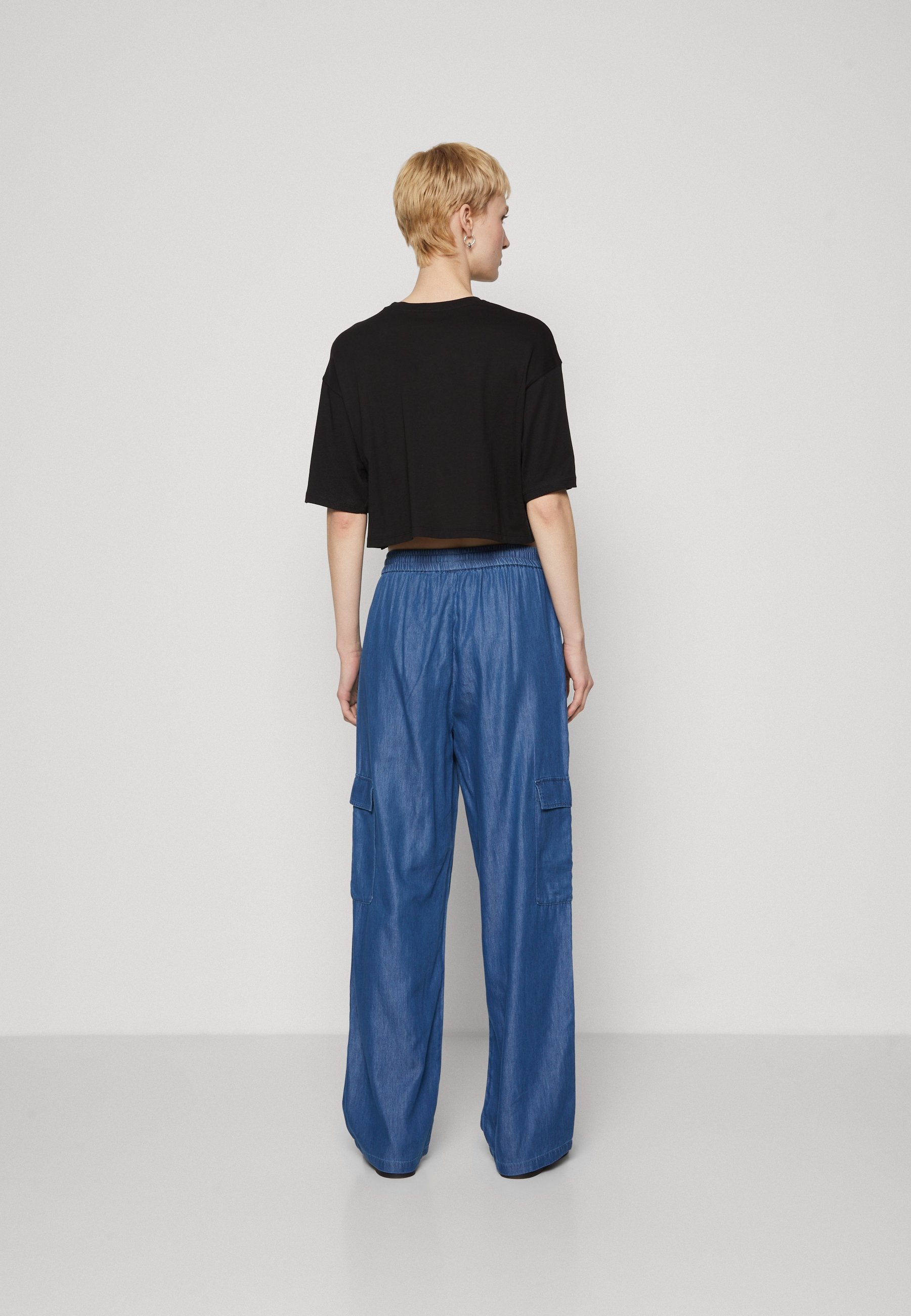 ONLMARLA WIDE CARGO Media 4