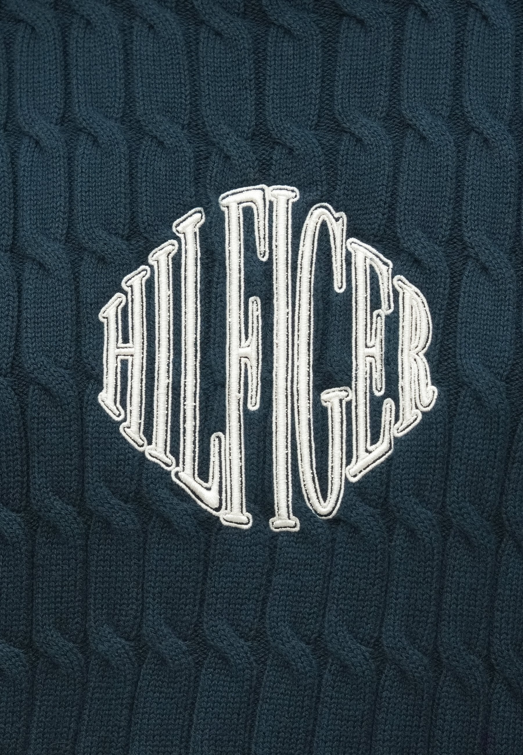 LOGO EMBROIDERY RELAXED CABLE KNIT JUMPER Media 6