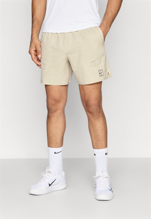 Nike Performance NIKECOURT ADVANTAGE SHORT PRINT - Sports shorts - desert khaki/black